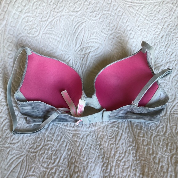 PINK Victoria’s Secret Bra - Picture 2 of 5